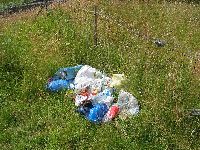 IT’S TIME TO GET TOUGH ON LITTER LOUTS AND DECRIMINALISE FARMERS
